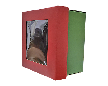 Подарочная коробка зелёная с красной крышкой с прозрачным окном